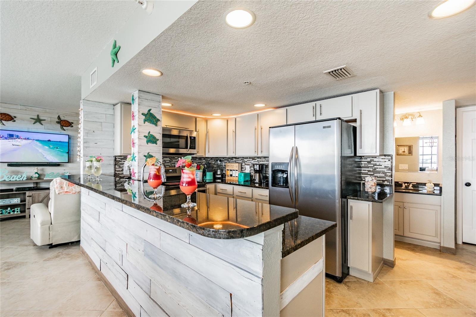 DOCKSIDE CONDO - Residential