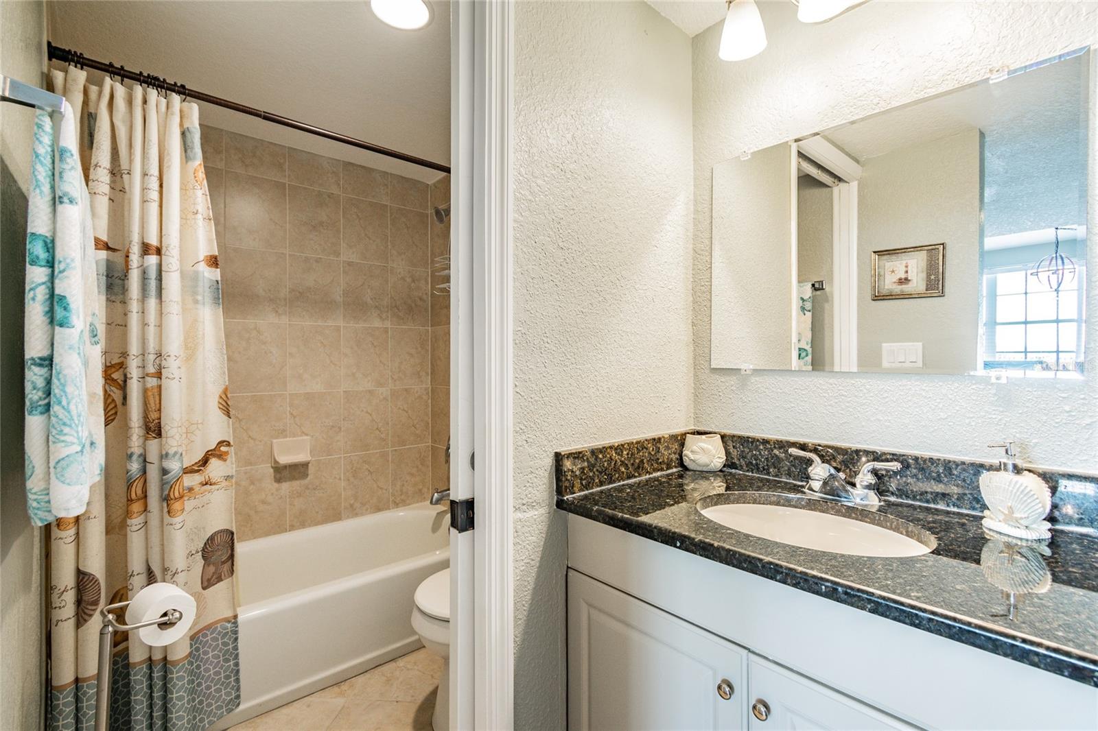 DOCKSIDE CONDO - Residential