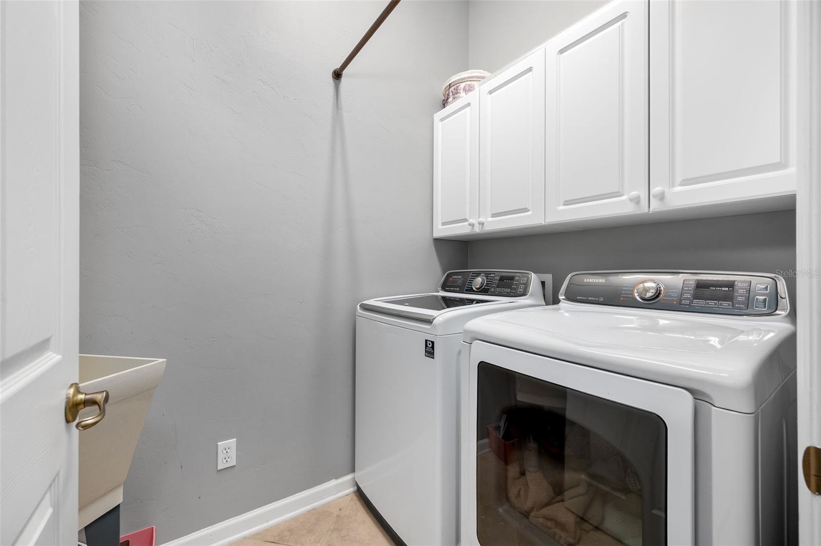 ELOISE GARDENS PH 1 - Residential