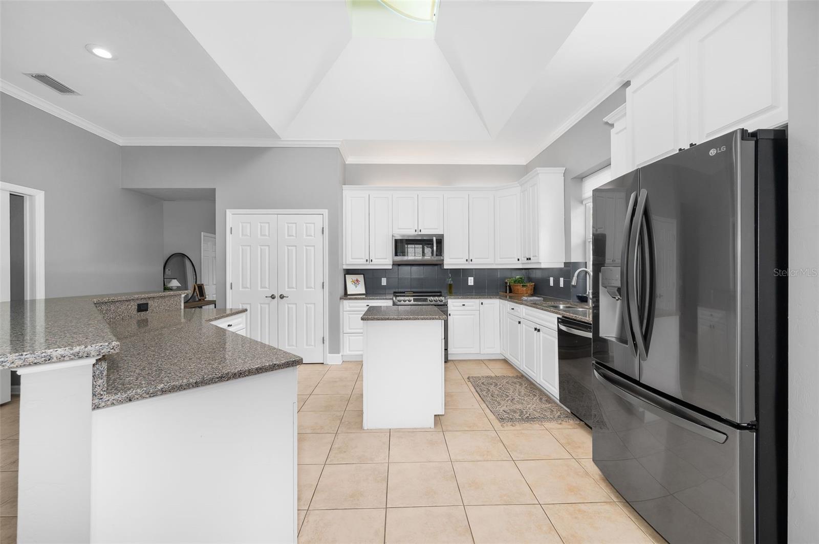 ELOISE GARDENS PH 1 - Residential