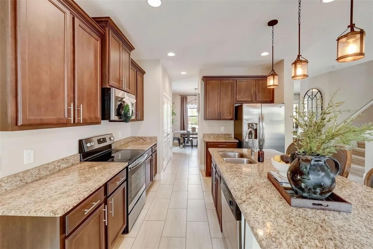 WINTON PARK - Residential Lease