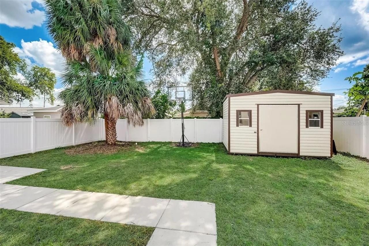 WINTON PARK - Residential Lease