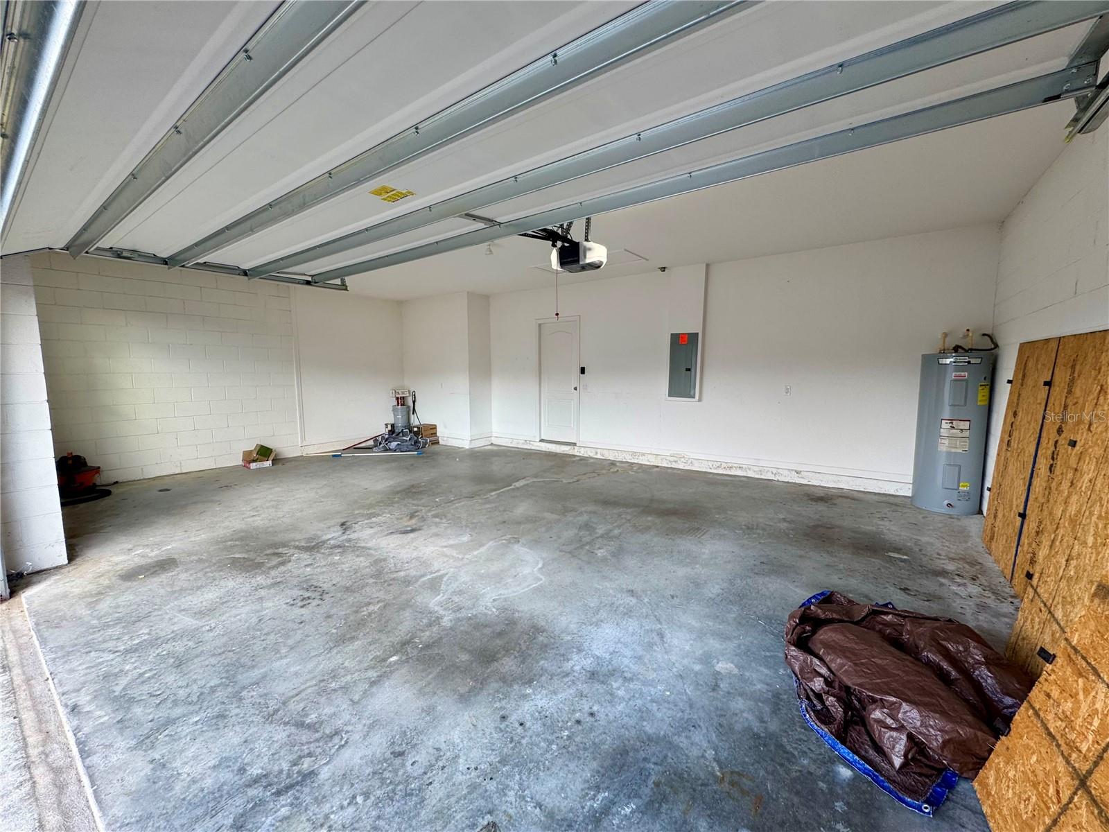 APOPKA WOODS SUB - Residential Lease