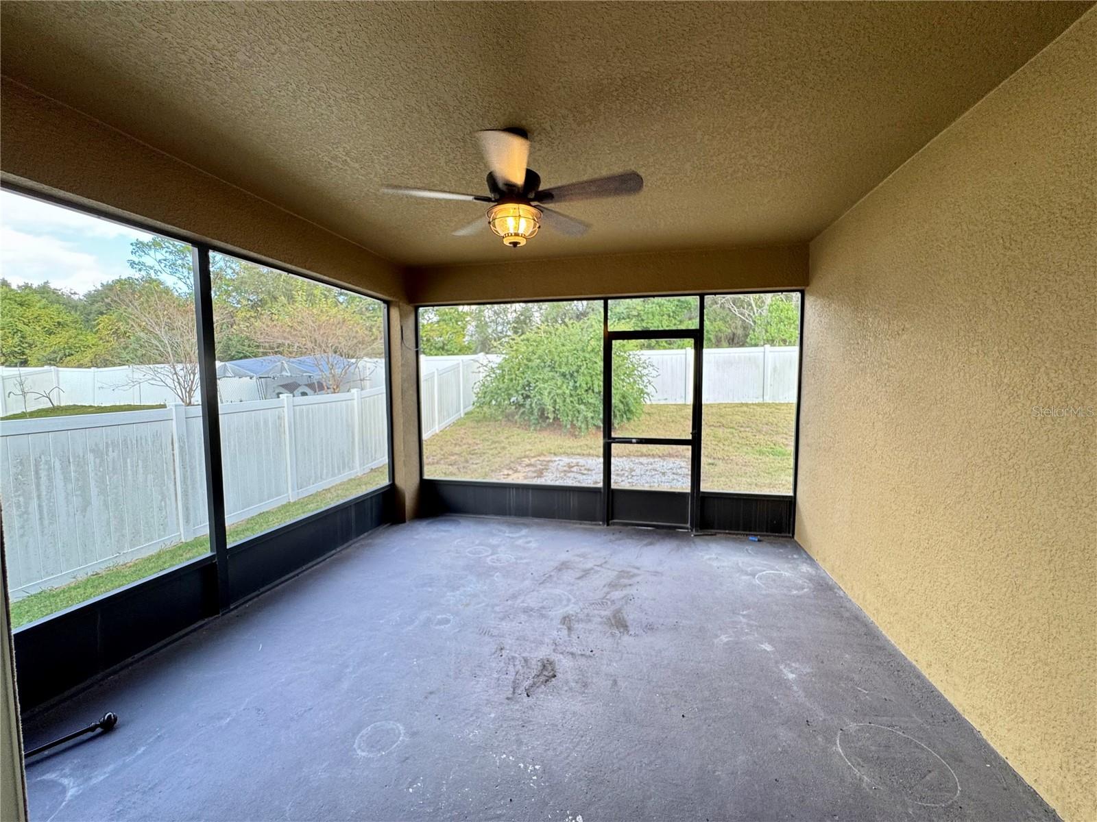 APOPKA WOODS SUB - Residential Lease