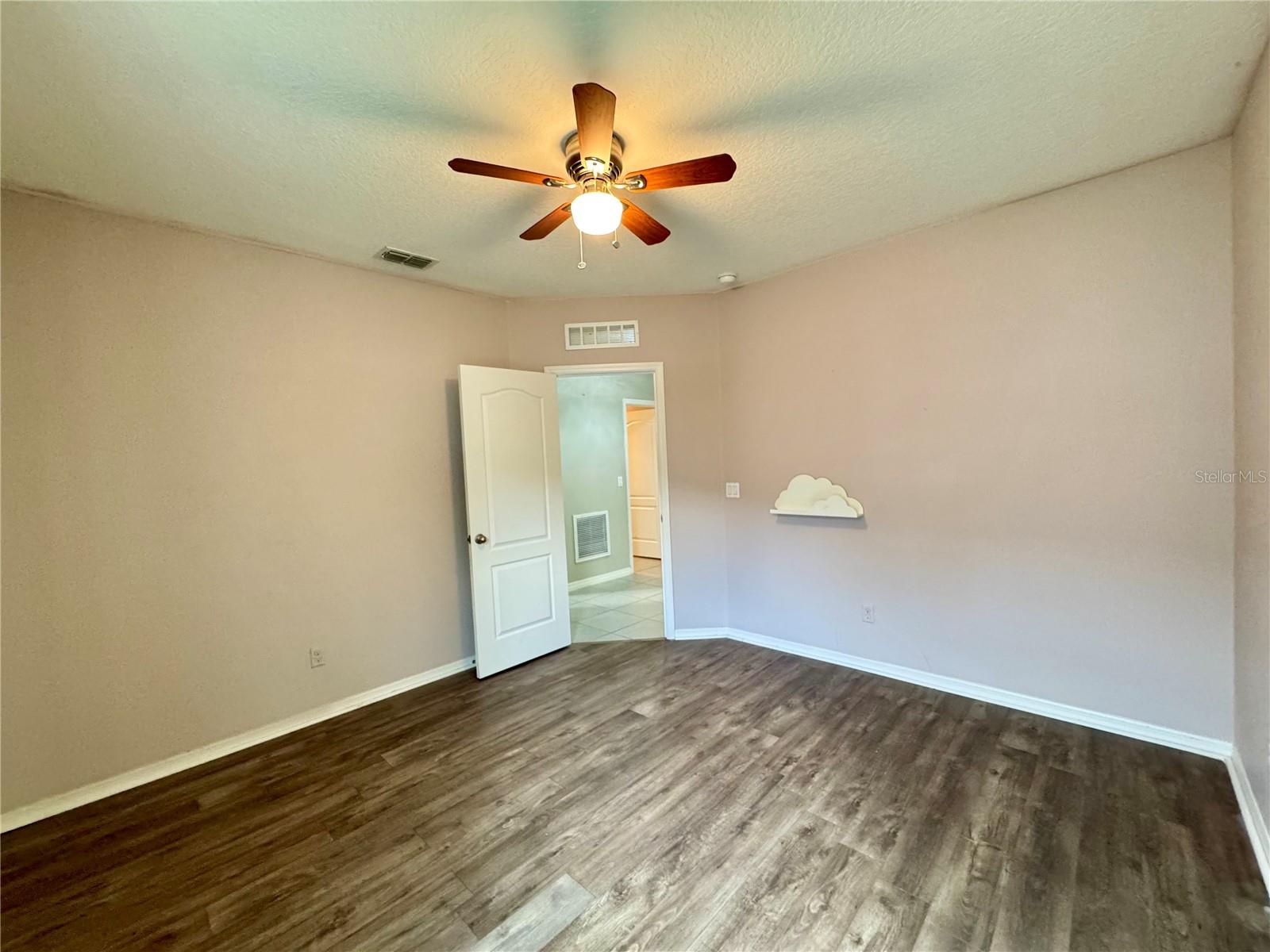 APOPKA WOODS SUB - Residential Lease