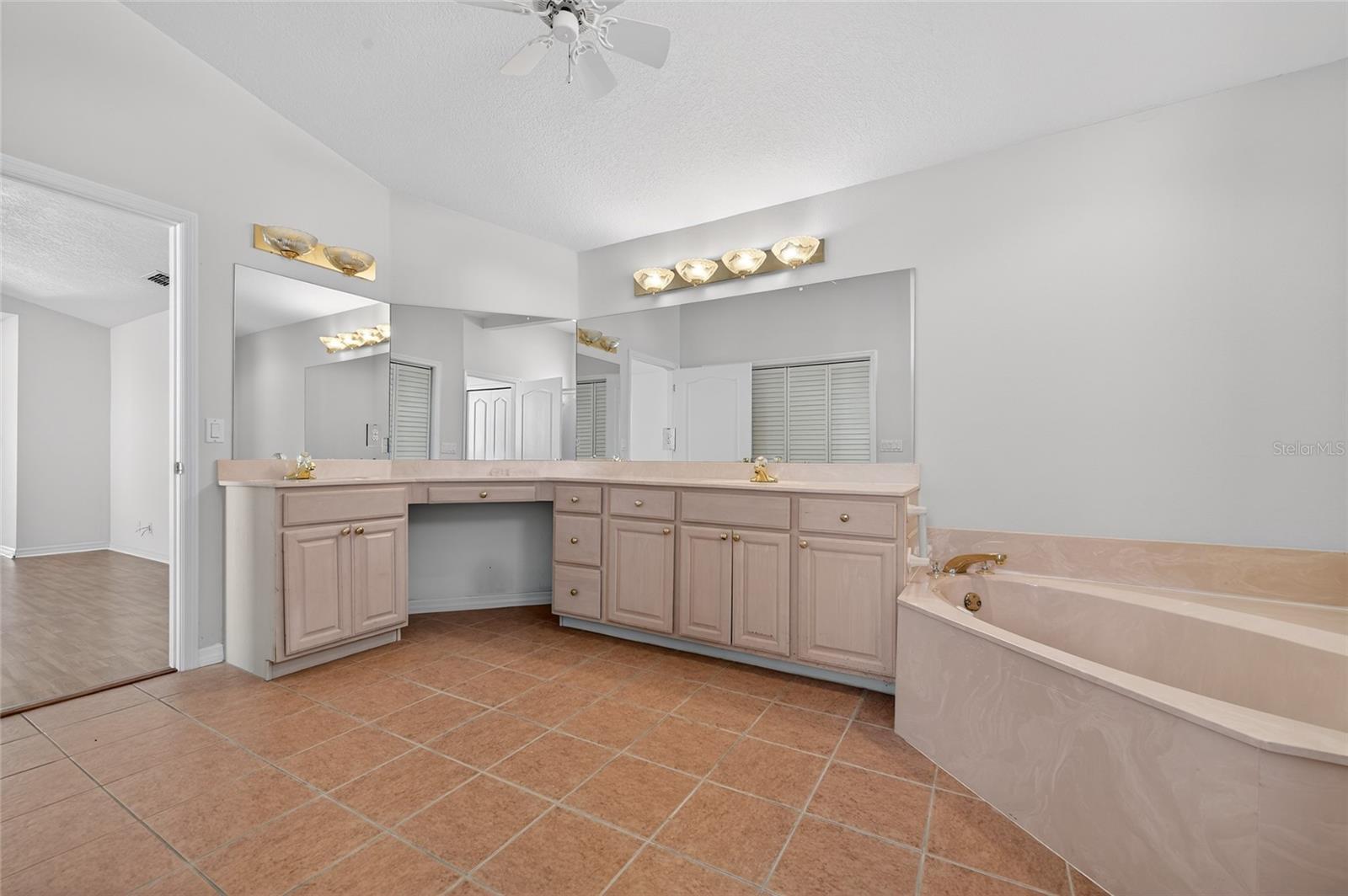 PALM COAST SEC 19 - Residential