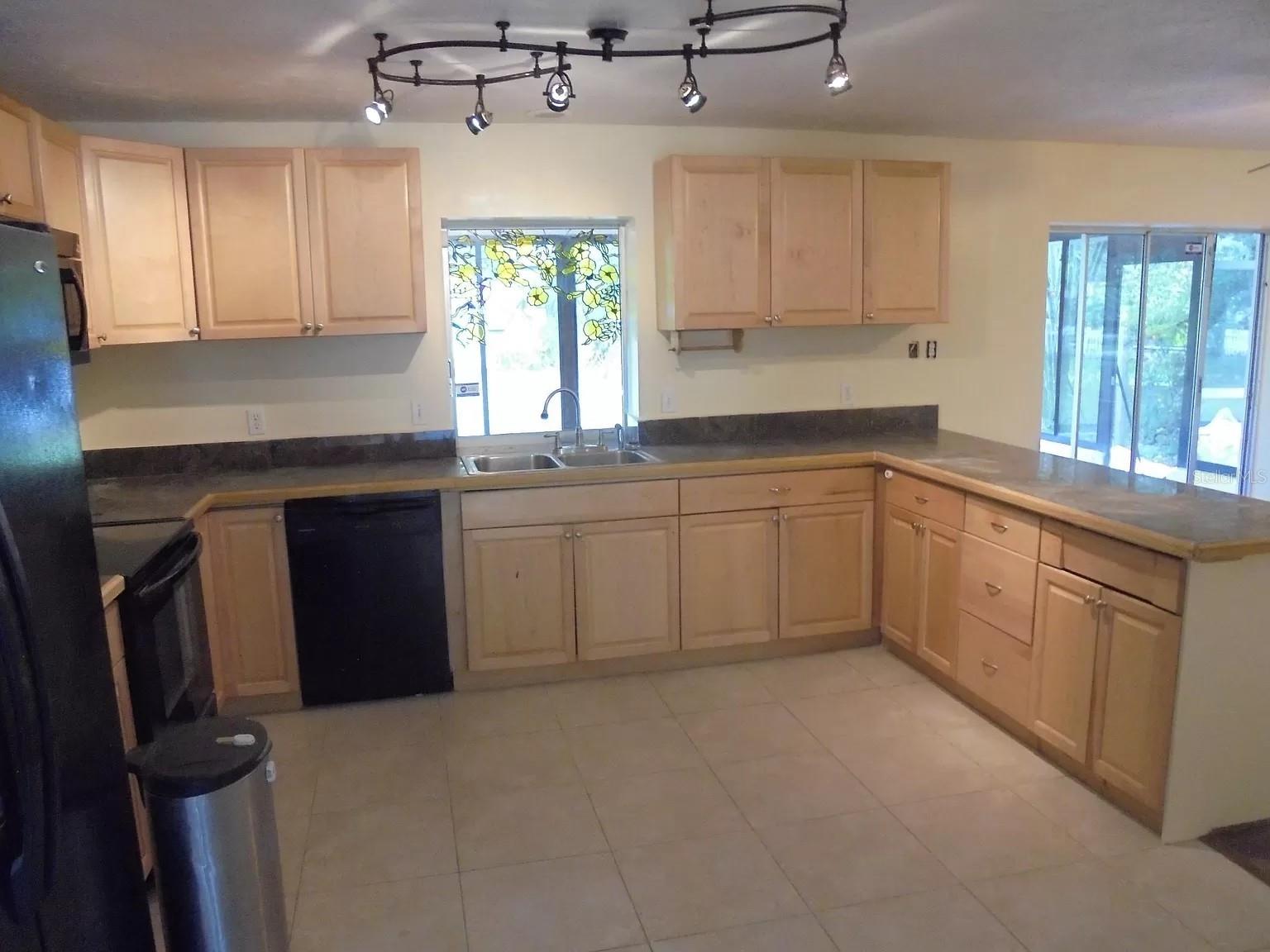 RENICK SUB - Residential Lease