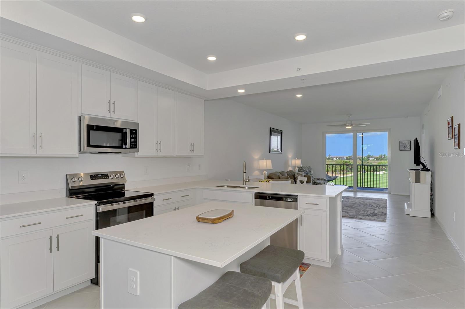 WELLEN PARK GOLF & COUNTRY CLUB - Residential