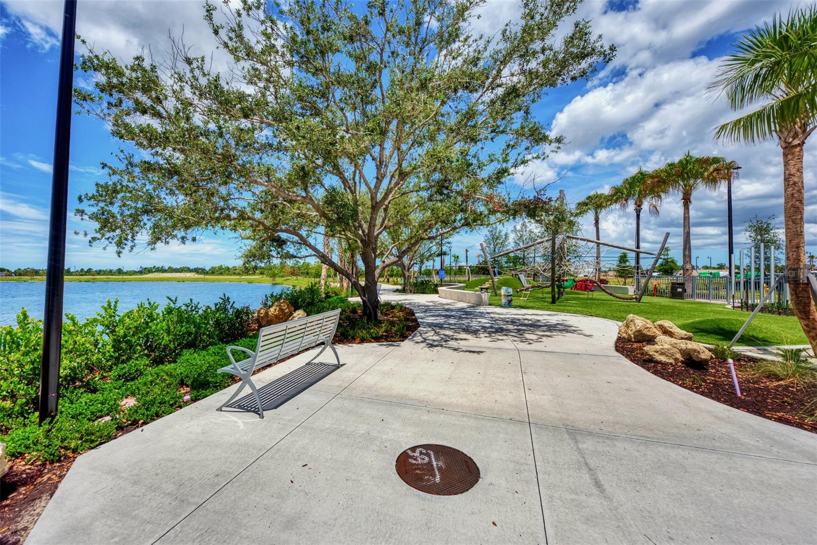 WELLEN PARK GOLF & COUNTRY CLUB - Residential