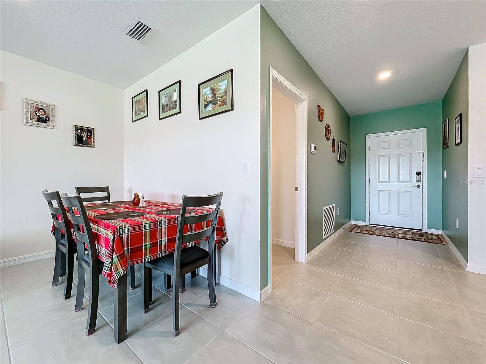 993 CALICO POINTE CIRCLE