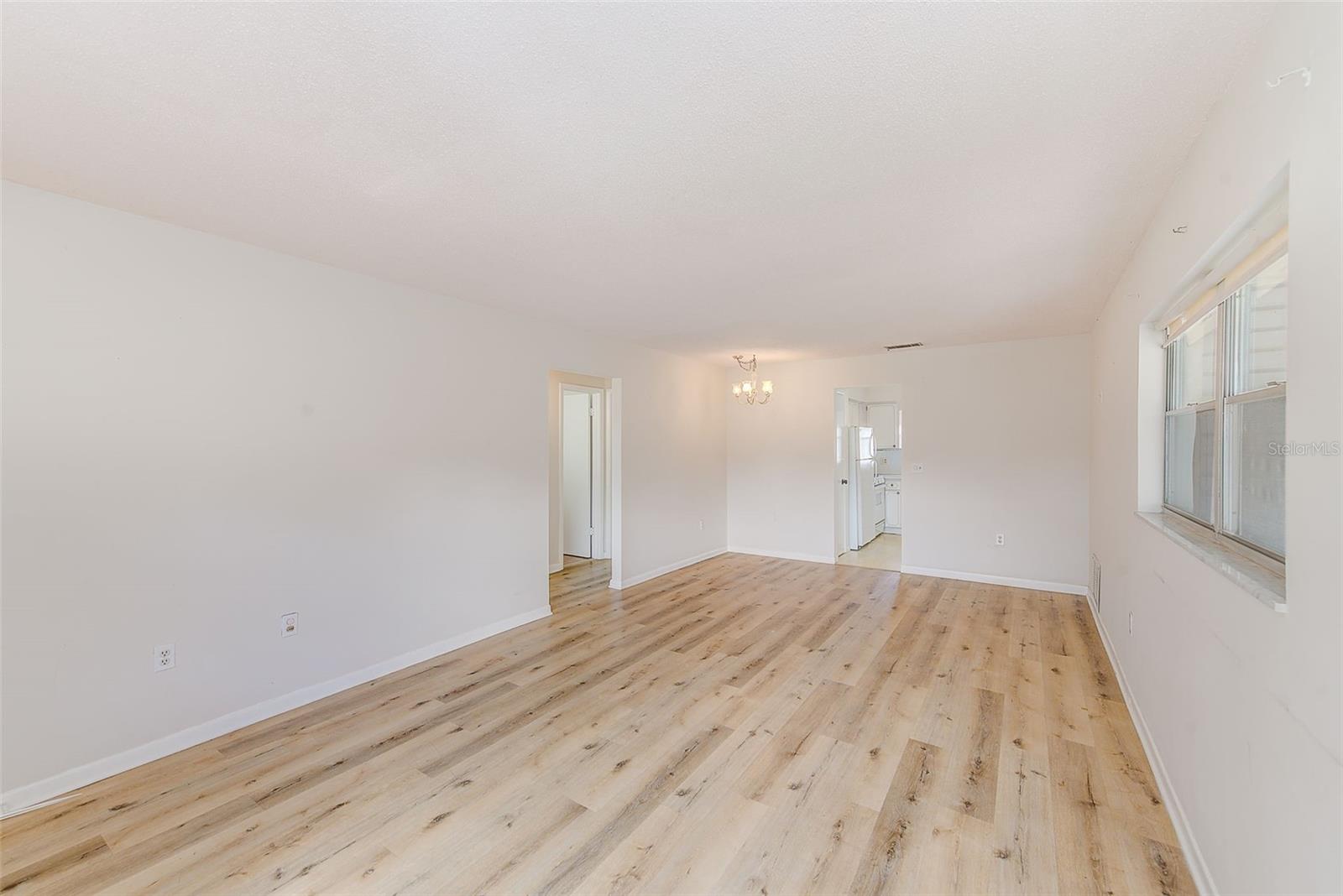 4995 TRILLIUM COURT N