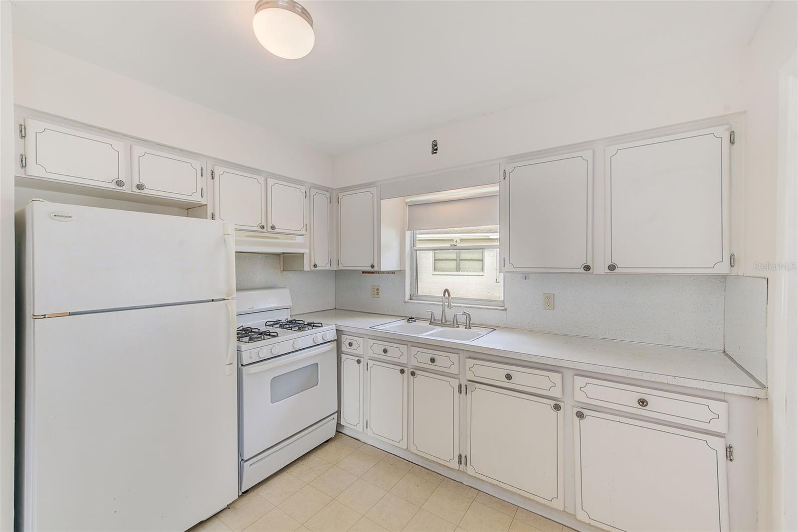 SPRINGWOOD VILLAS - Residential