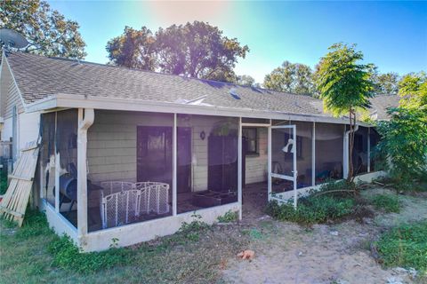 A home in EUSTIS