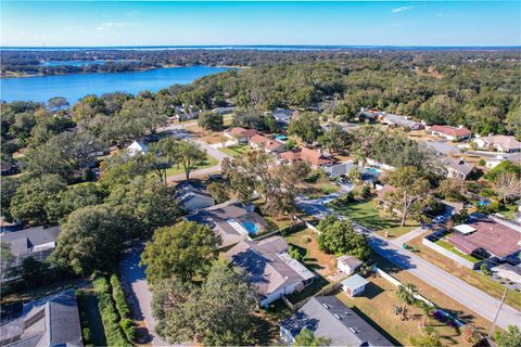 A home in EUSTIS