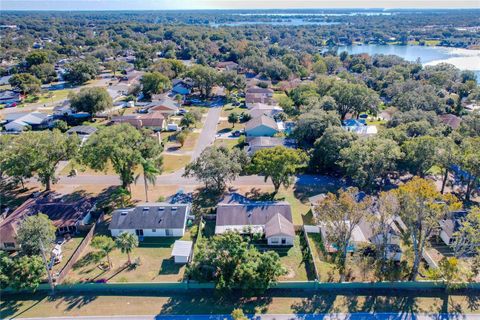 A home in EUSTIS