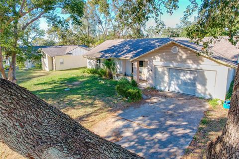 A home in EUSTIS