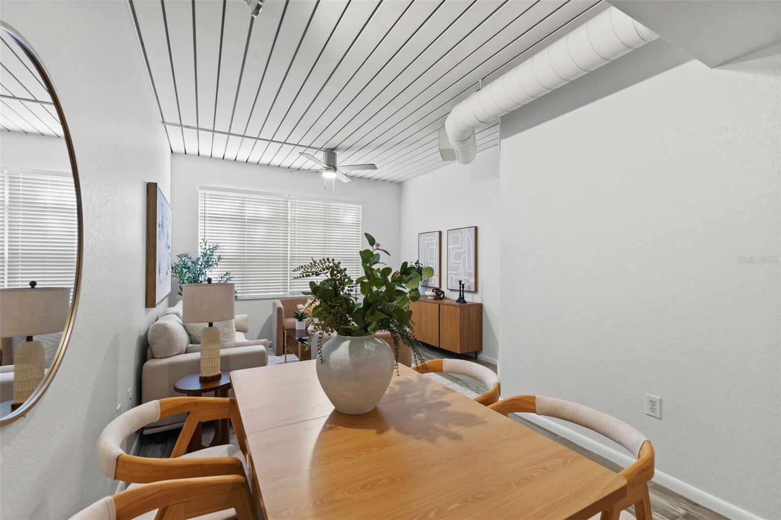 2411 W HORATIO STREET 519