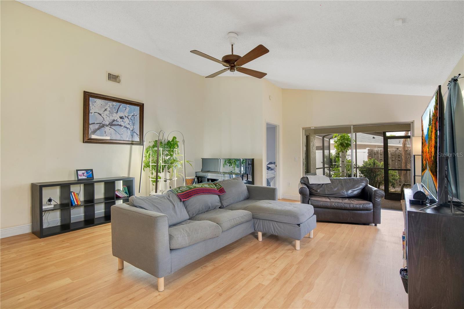 4346 SUNTREE BOULEVARD