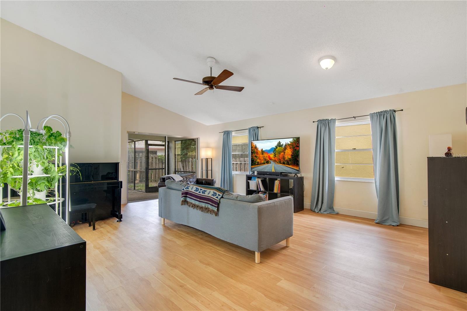 4346 SUNTREE BOULEVARD