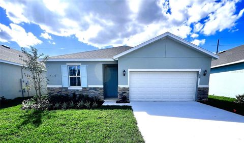 Photo of 264 Meredith Boulevard, Winter Haven, FL 33881 (MLS # G5101849) Photo of 264 Meredith Boulevard, Winter Haven, FL 33881 (MLS # G5101849)