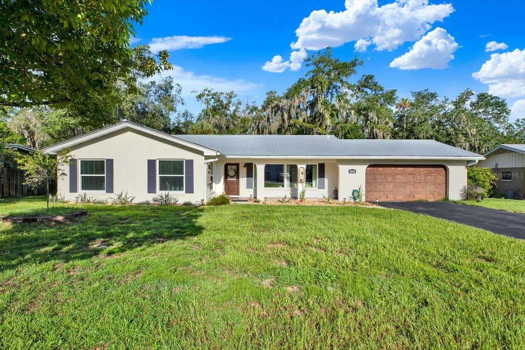 Photo of 4064 N Concord Drive, Crystal River, FL 34428 (MLS # W7888388)