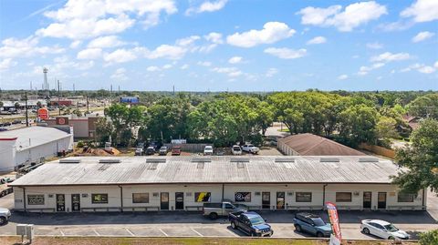 Tiny photo for 3101 Kurt Street, Eustis, FL 32726 (MLS # G5096895)