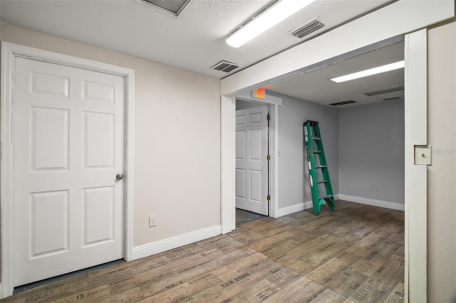 EUSTIS LAKE SAUNDERS SUB - Commercial Sale