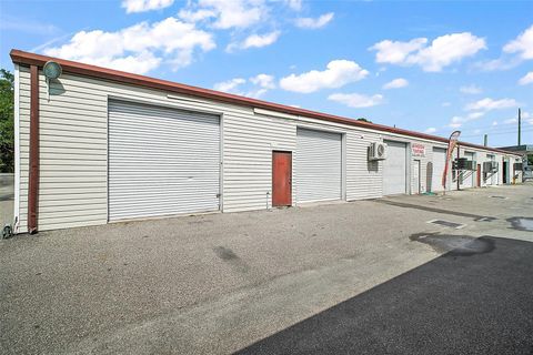 Tiny photo for 3101 Kurt Street, Eustis, FL 32726 (MLS # G5096895)