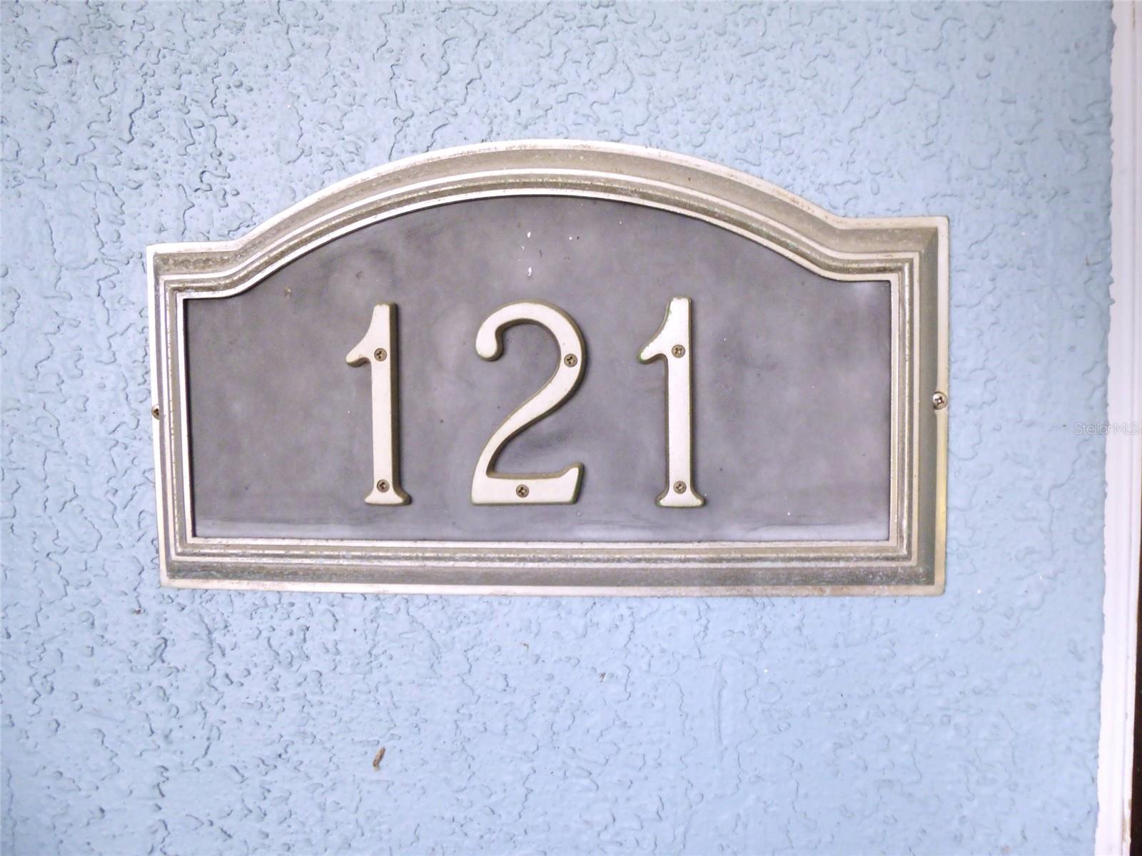 121 DEER ROAD