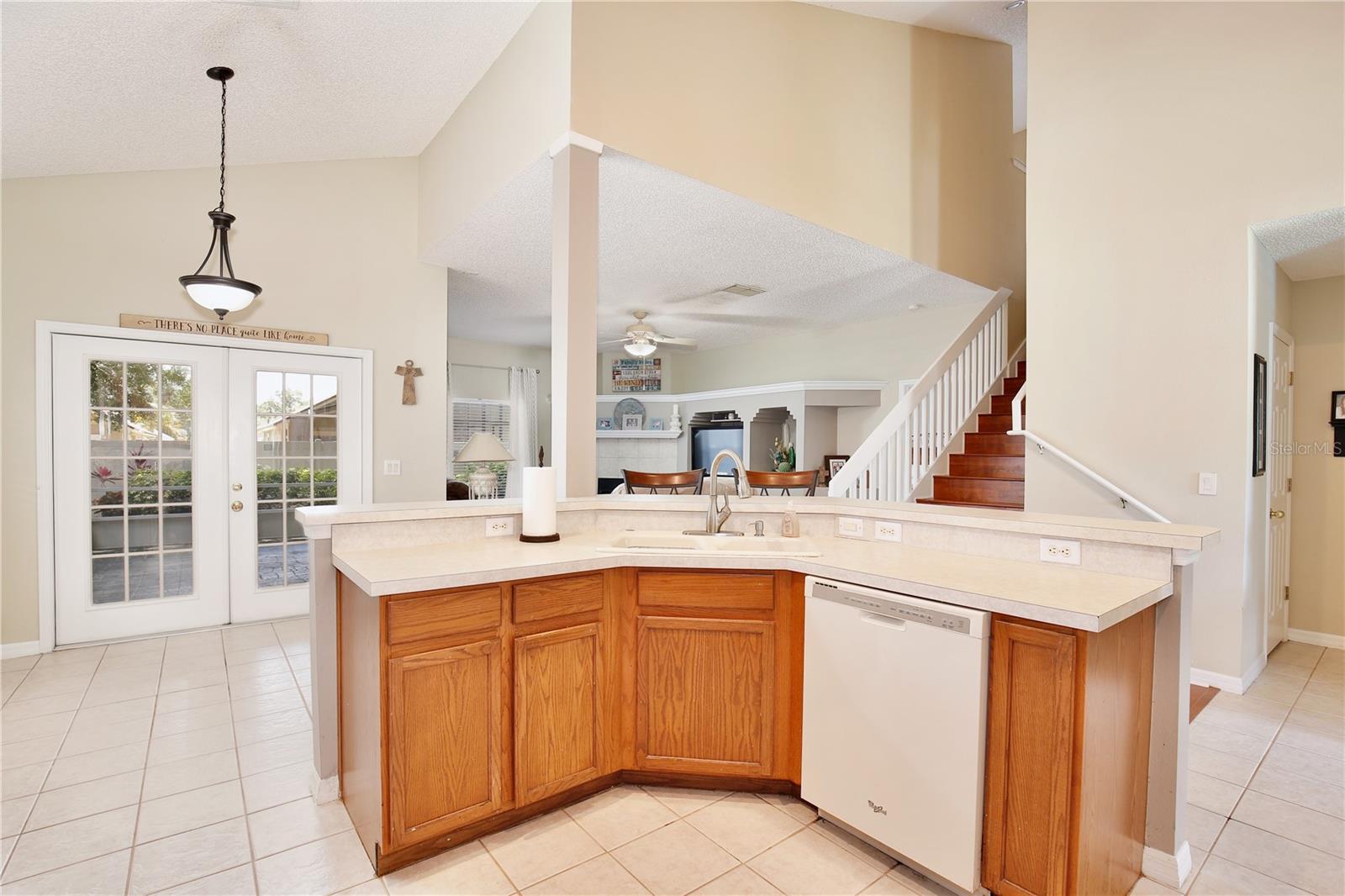 9521 SOUTHERN GARDEN CIRCLE