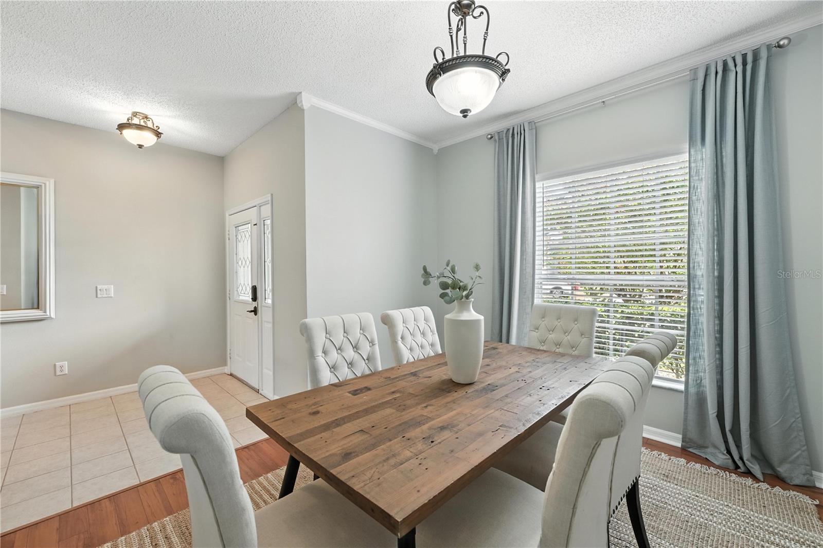 9521 SOUTHERN GARDEN CIRCLE