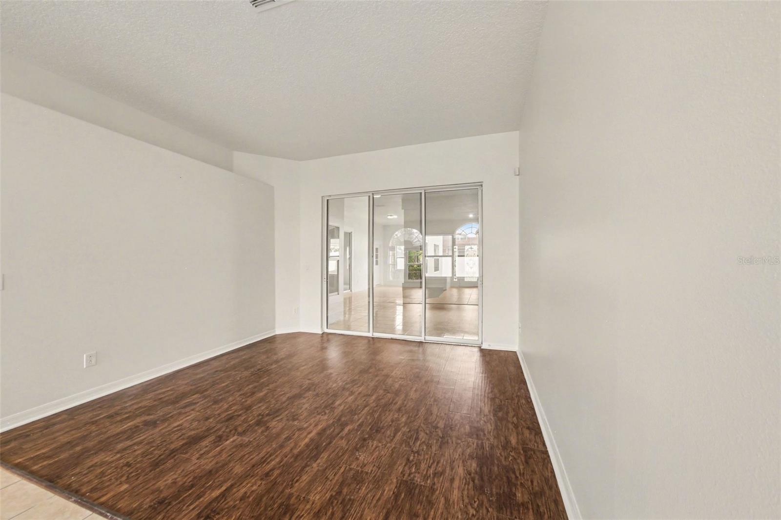 WINTERMERE POINTE PH 02 46/141 - Residential