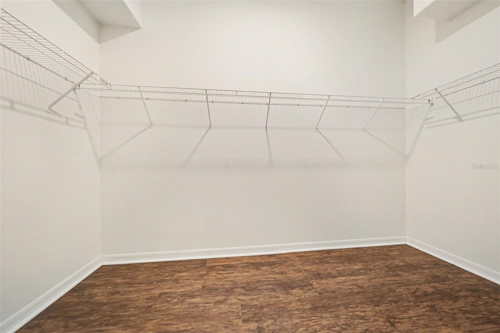 WINTERMERE POINTE PH 02 46/141 - Residential