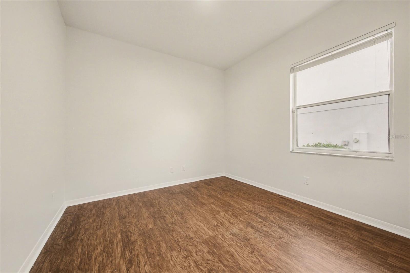 WINTERMERE POINTE PH 02 46/141 - Residential