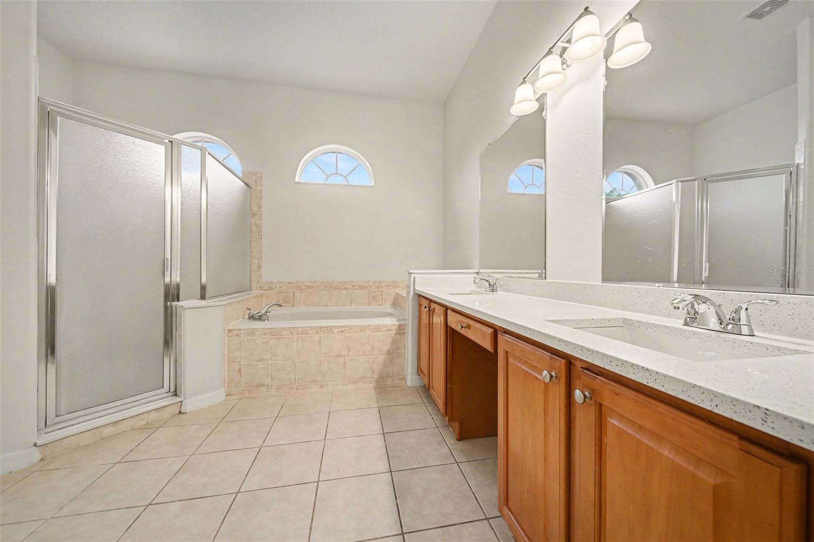 WINTERMERE POINTE PH 02 46/141 - Residential