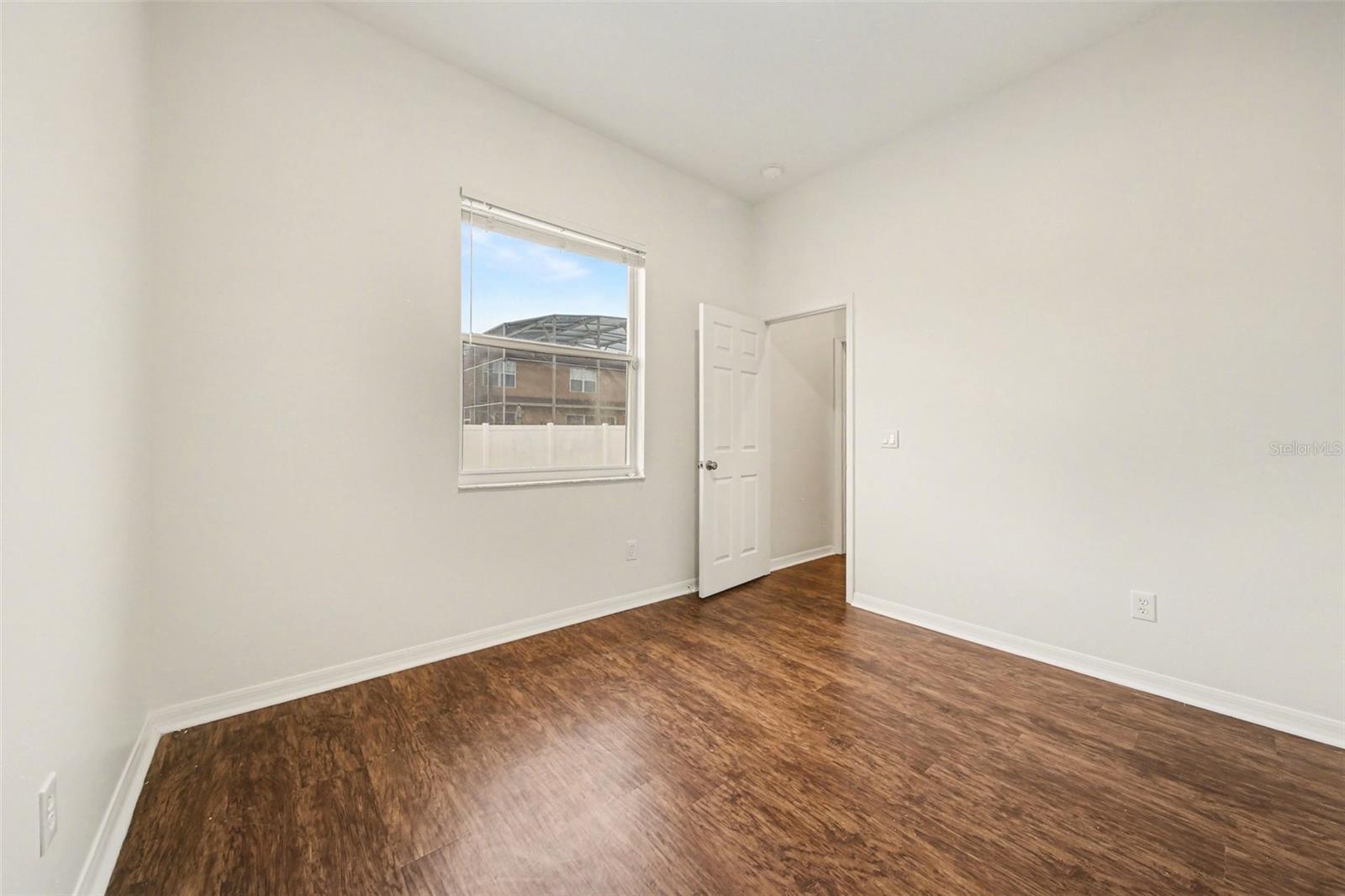 WINTERMERE POINTE PH 02 46/141 - Residential