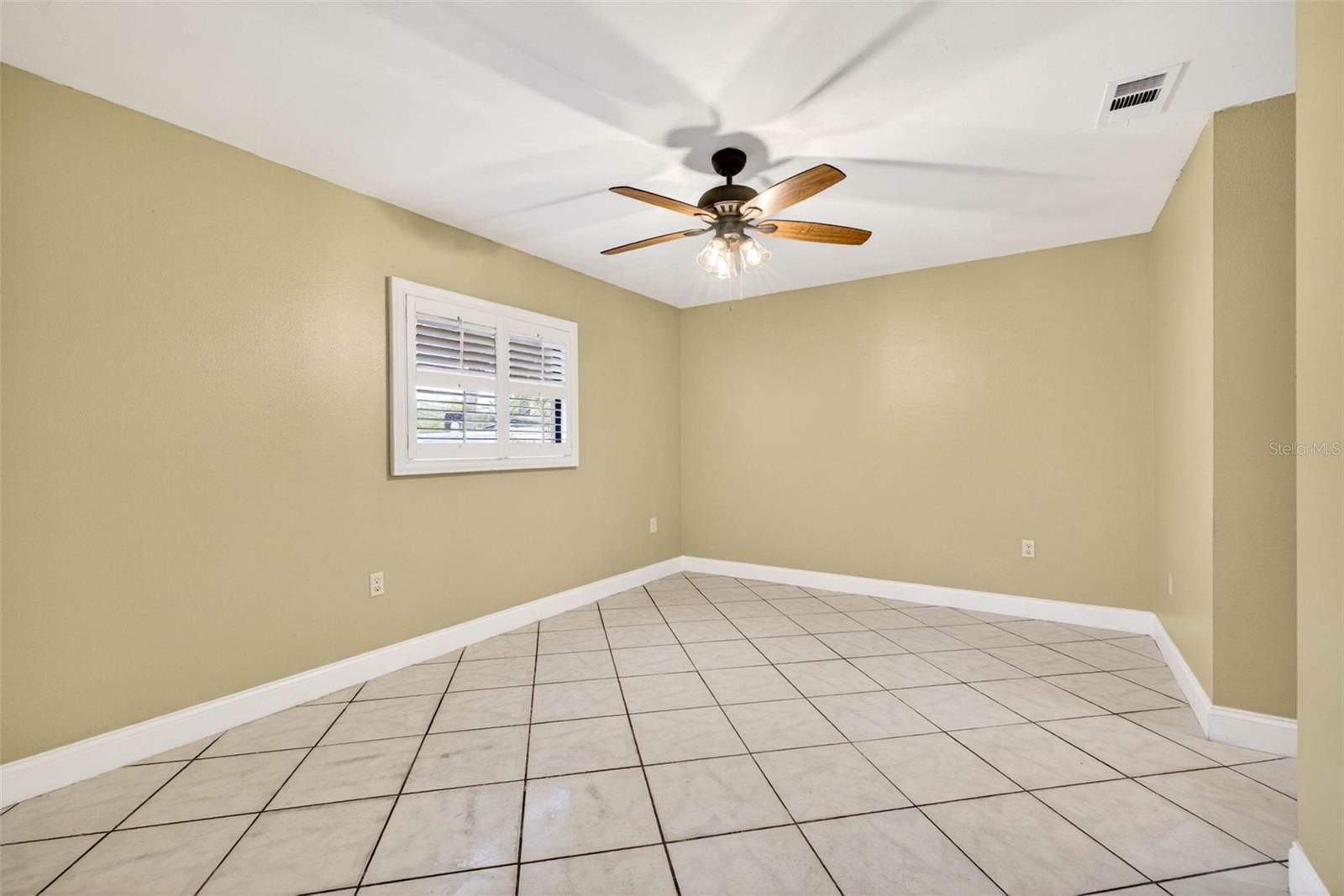 FOREST OAKS - Residential