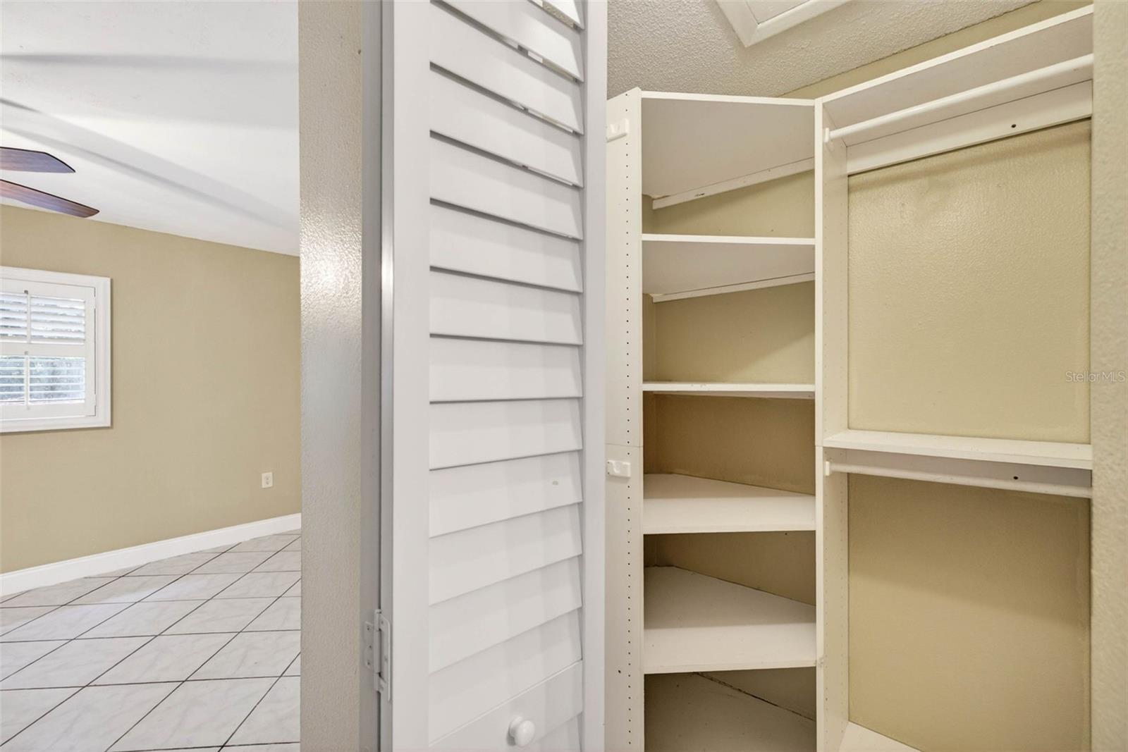 FOREST OAKS - Residential