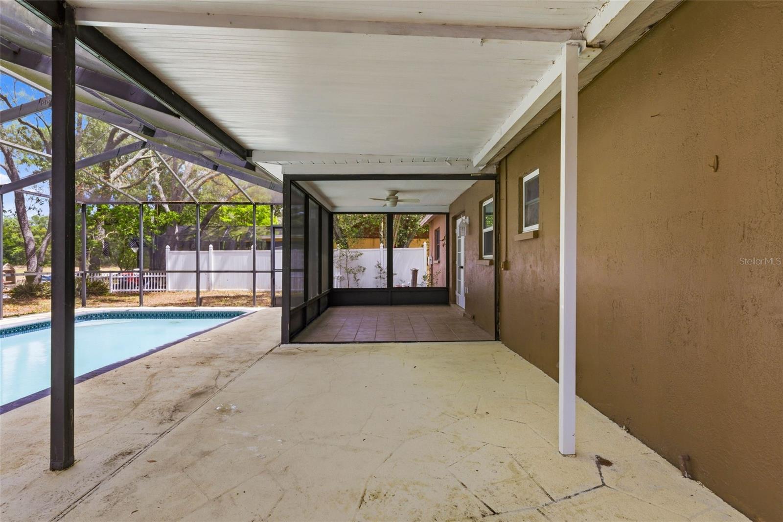 FOREST OAKS - Residential