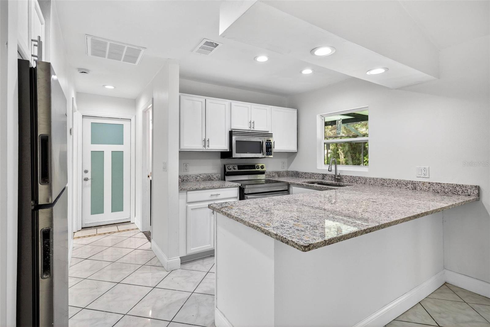 FOREST OAKS - Residential