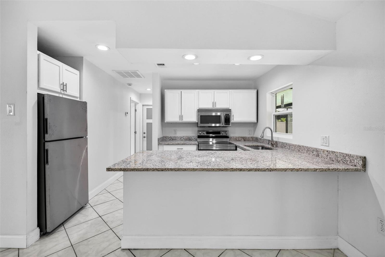 FOREST OAKS - Residential