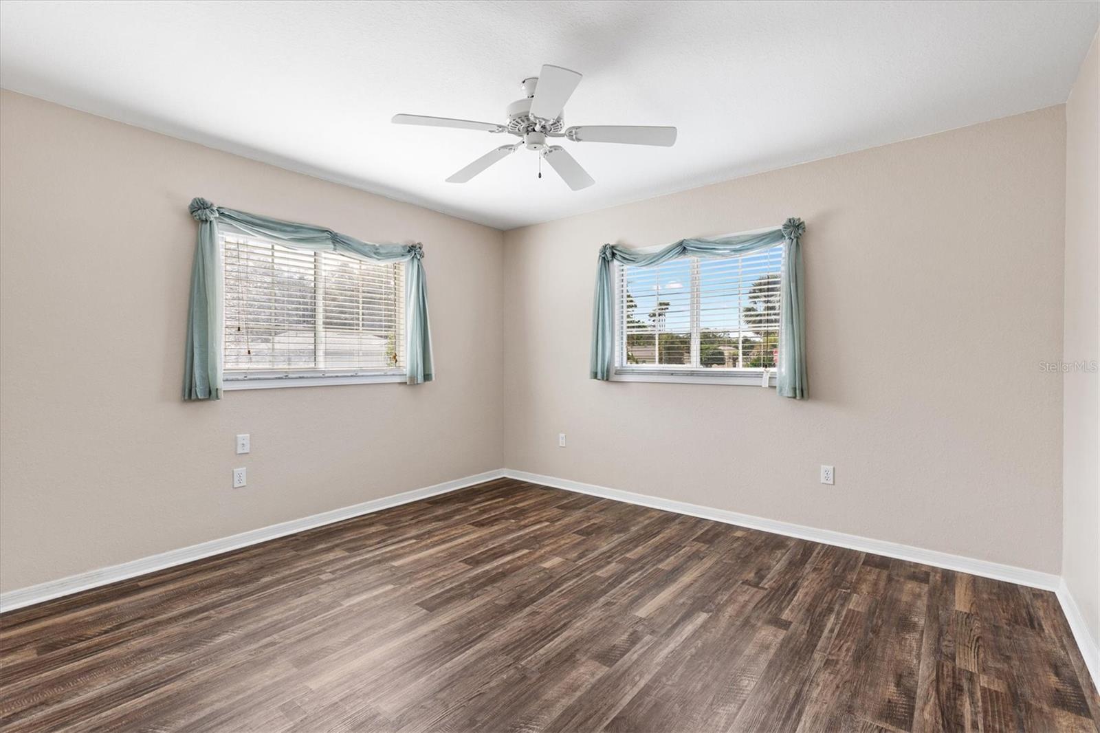 SPRUCE CRK GOLF & CC CANDLESTO - Residential