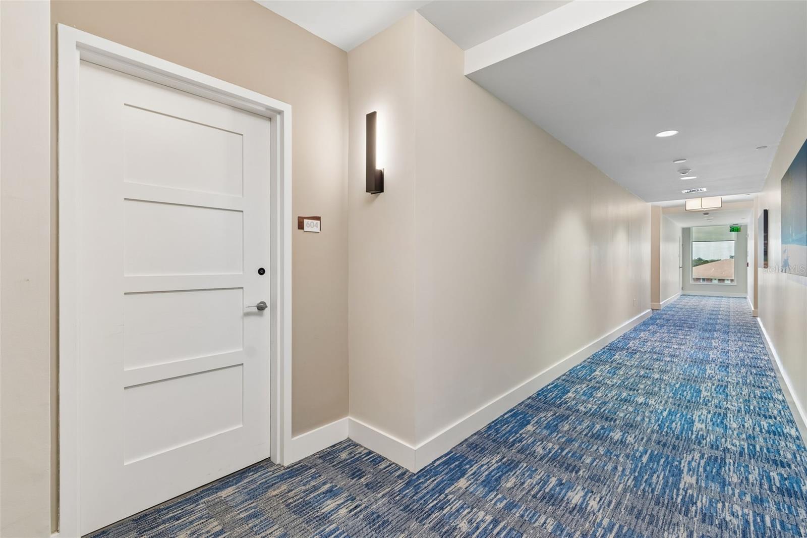 MARINA BAY 880 CONDO - Residential