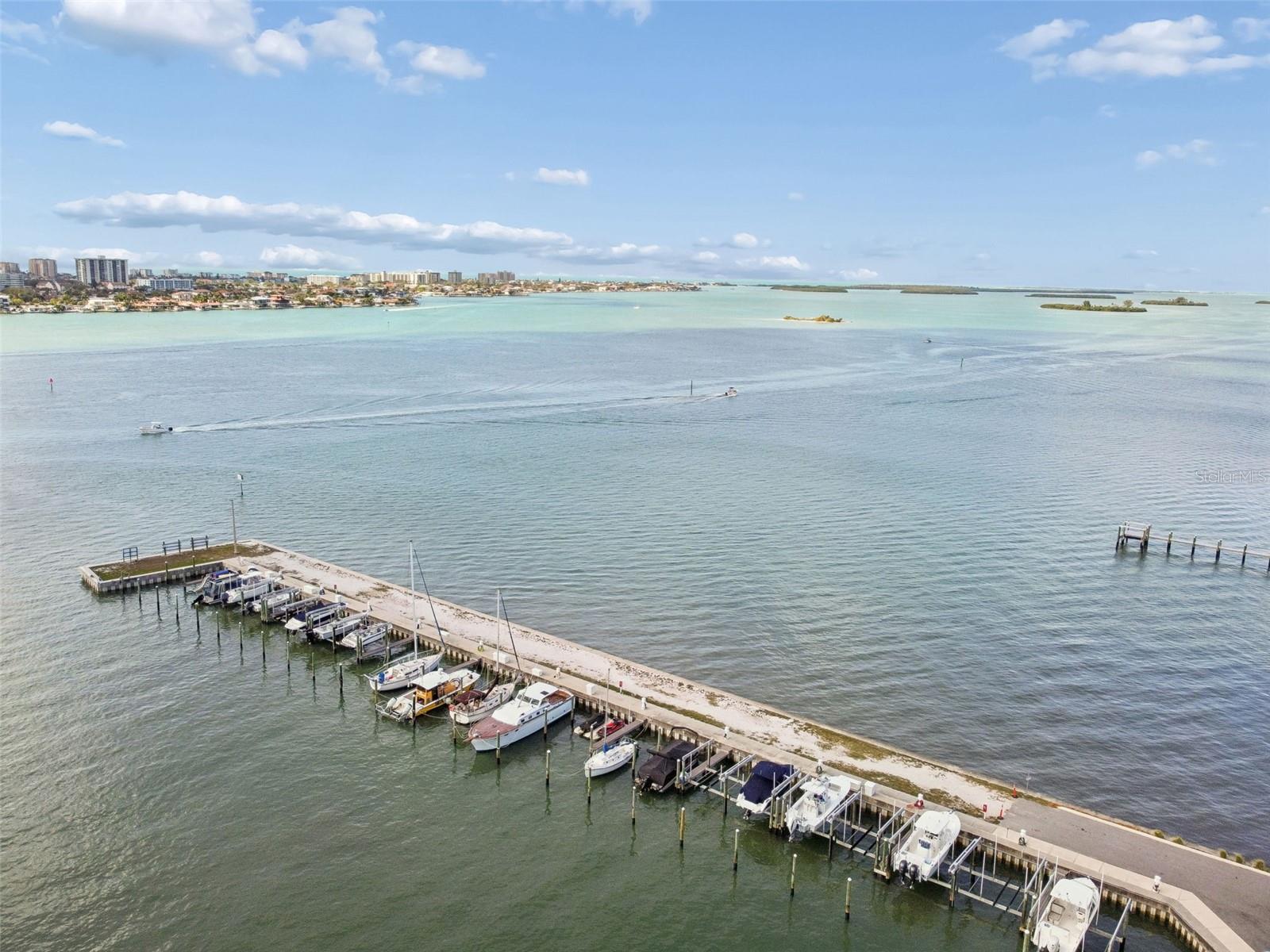 MARINA BAY 880 CONDO - Residential