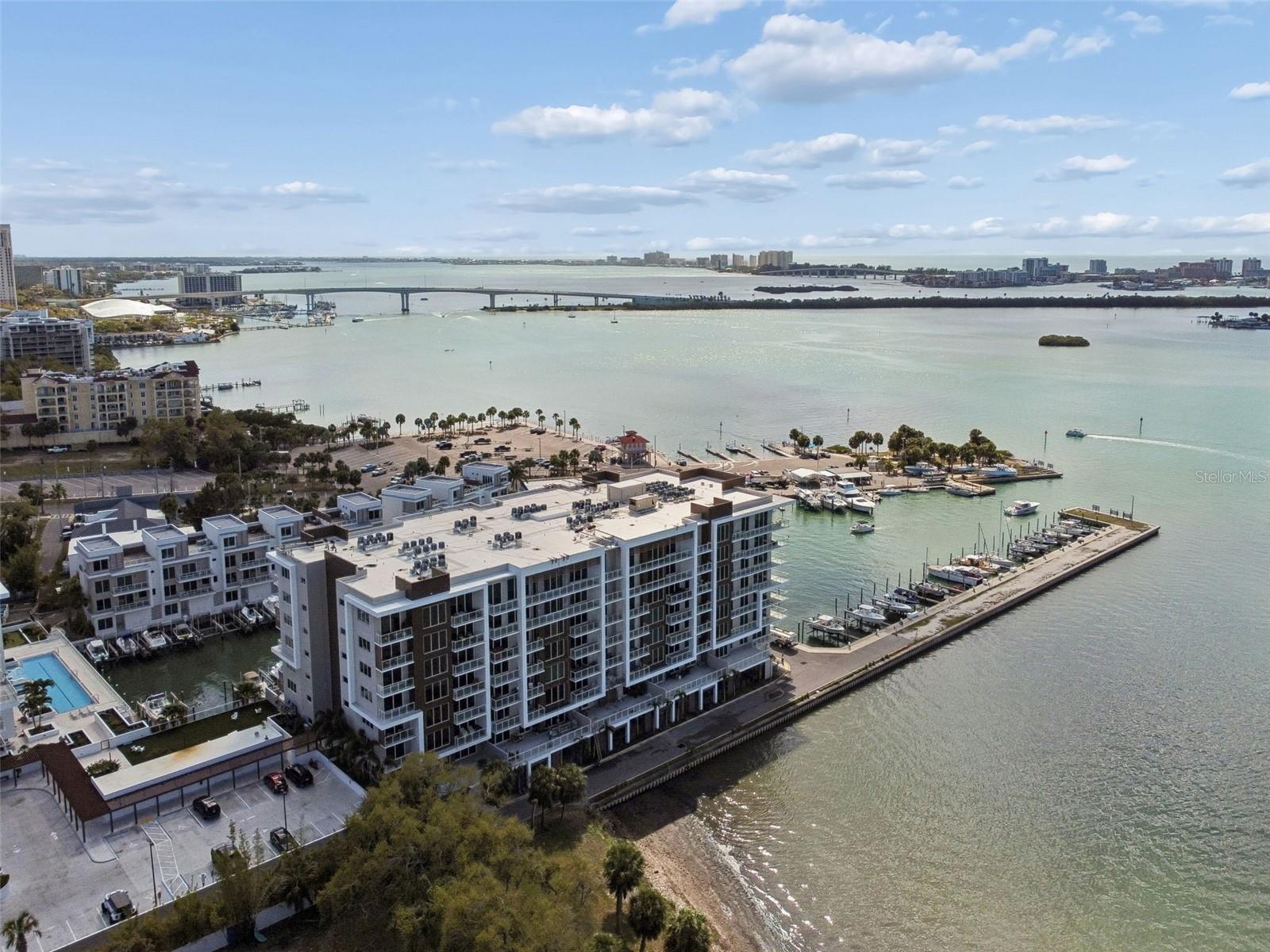 MARINA BAY 880 CONDO - Residential