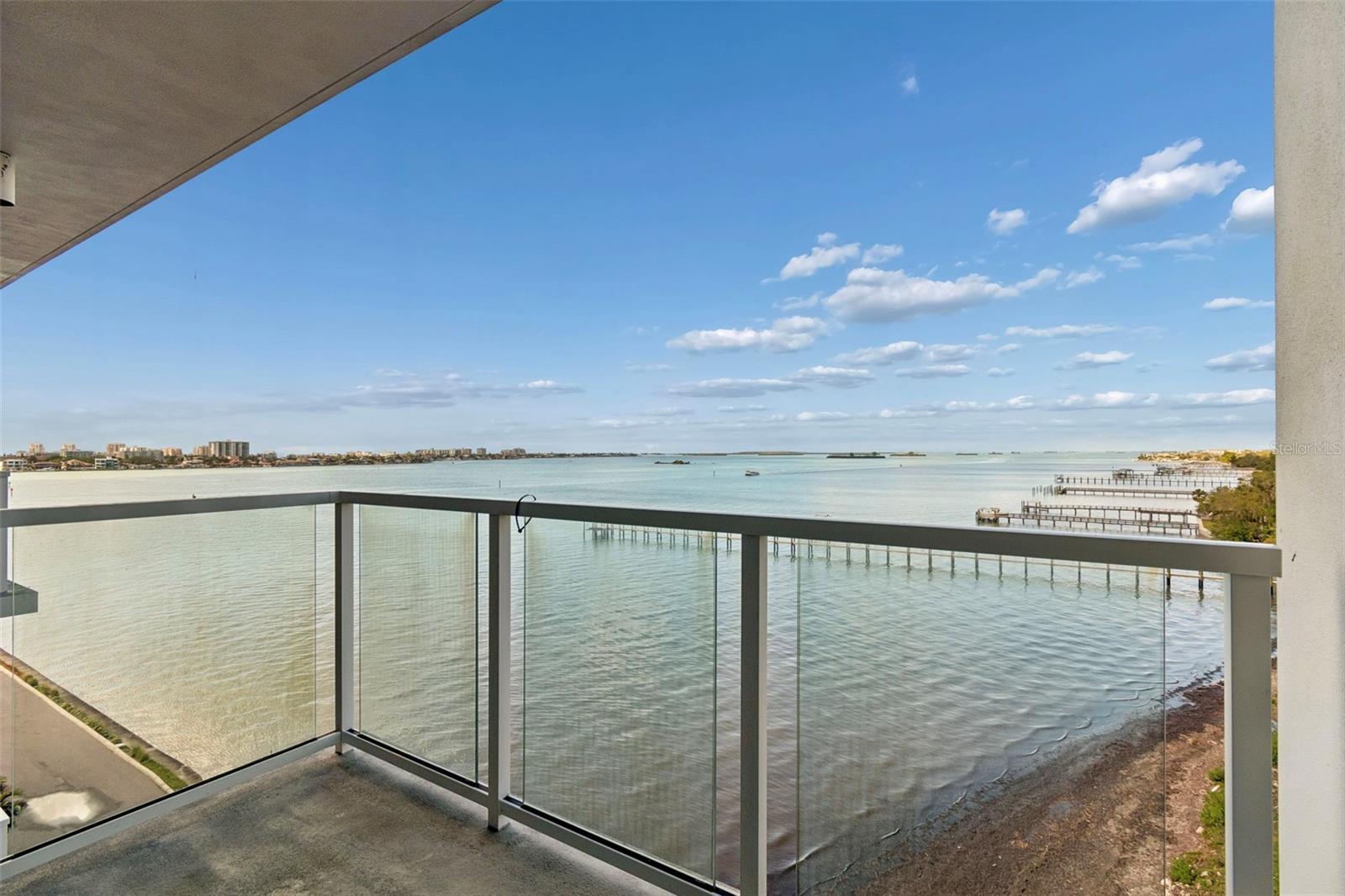 MARINA BAY 880 CONDO - Residential