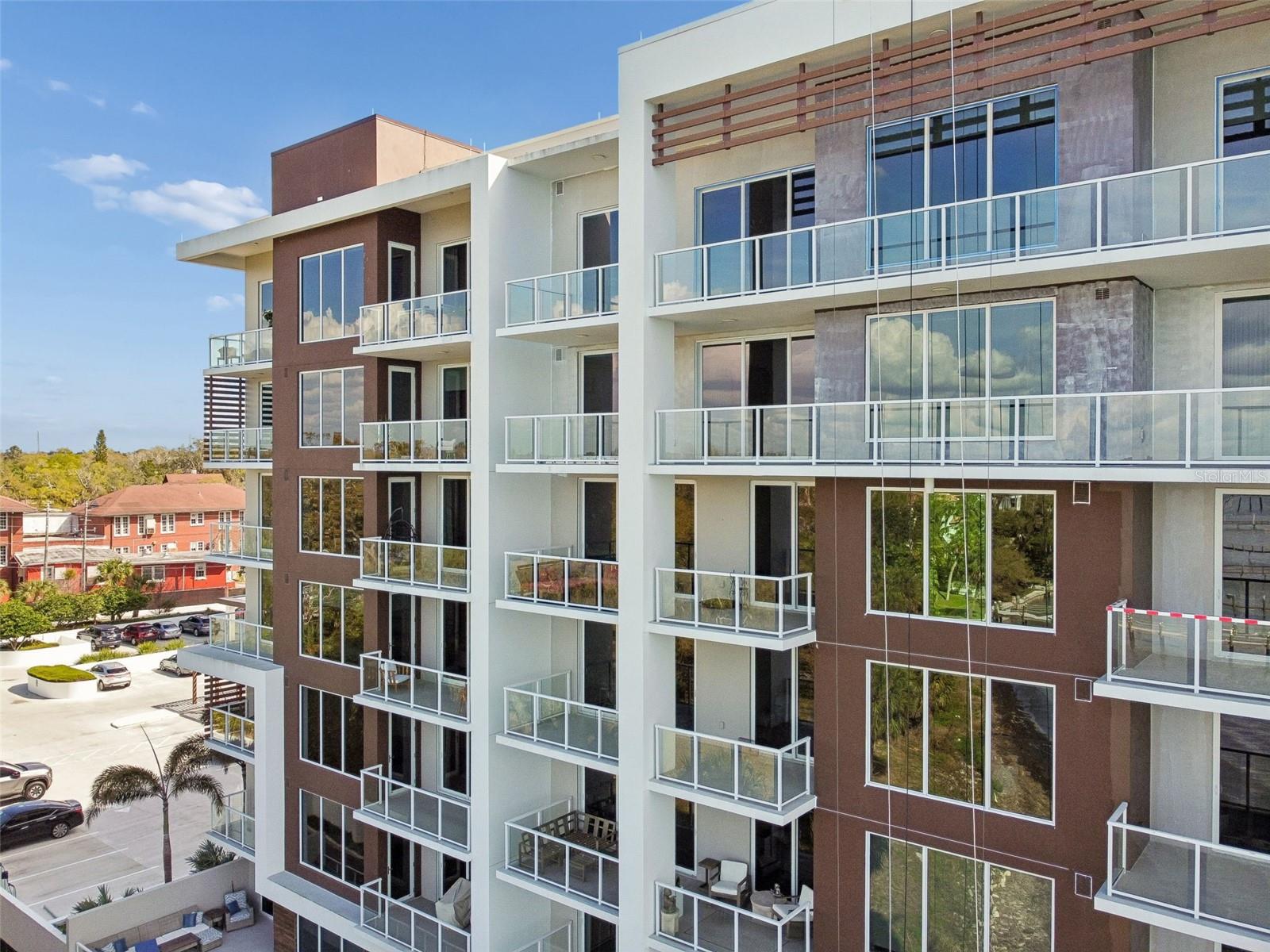 MARINA BAY 880 CONDO - Residential