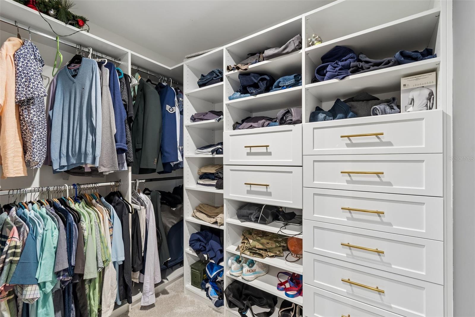 MARINA BAY 880 CONDO - Residential