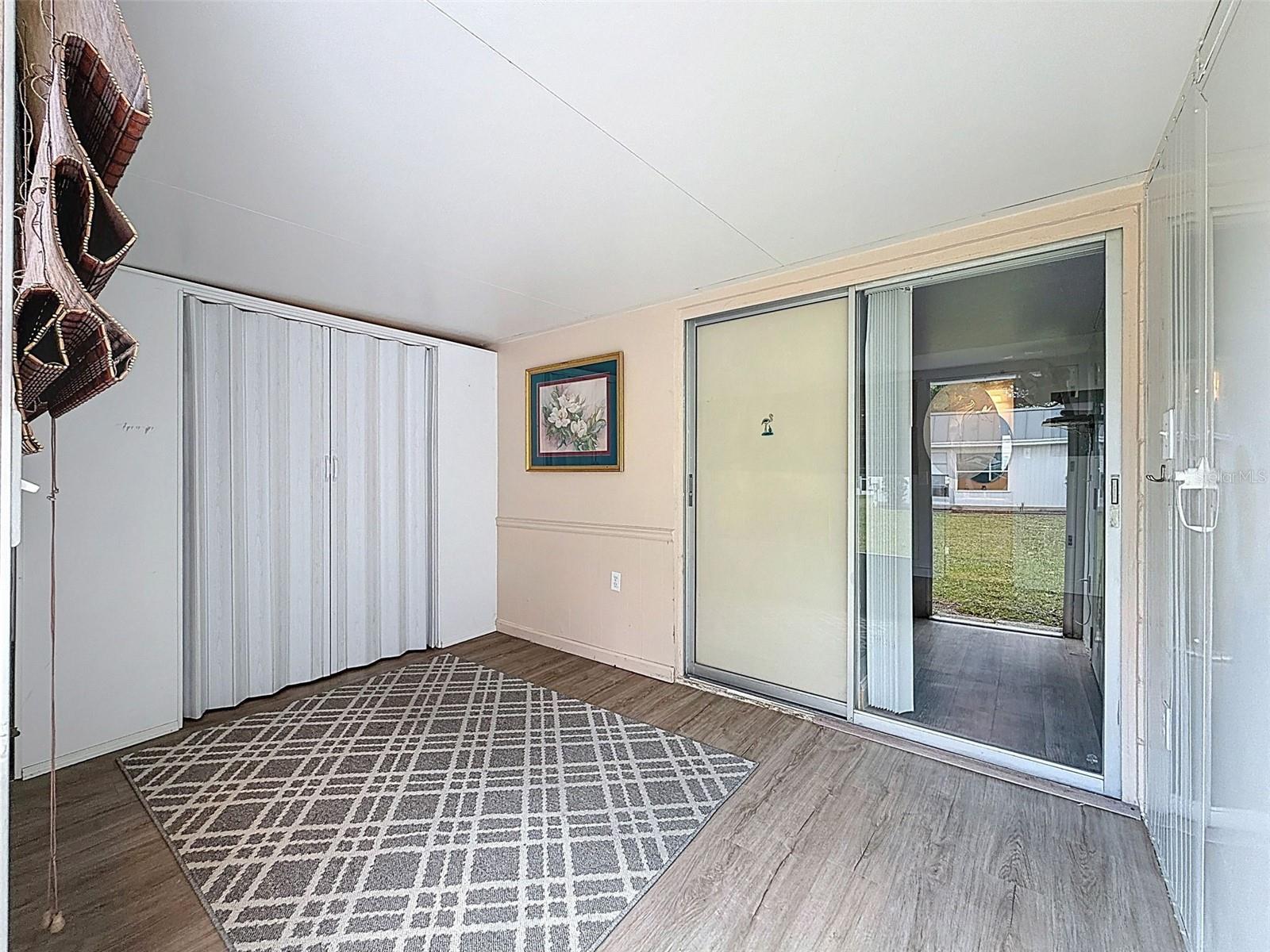 PARADISE POINTE WEST - Residential