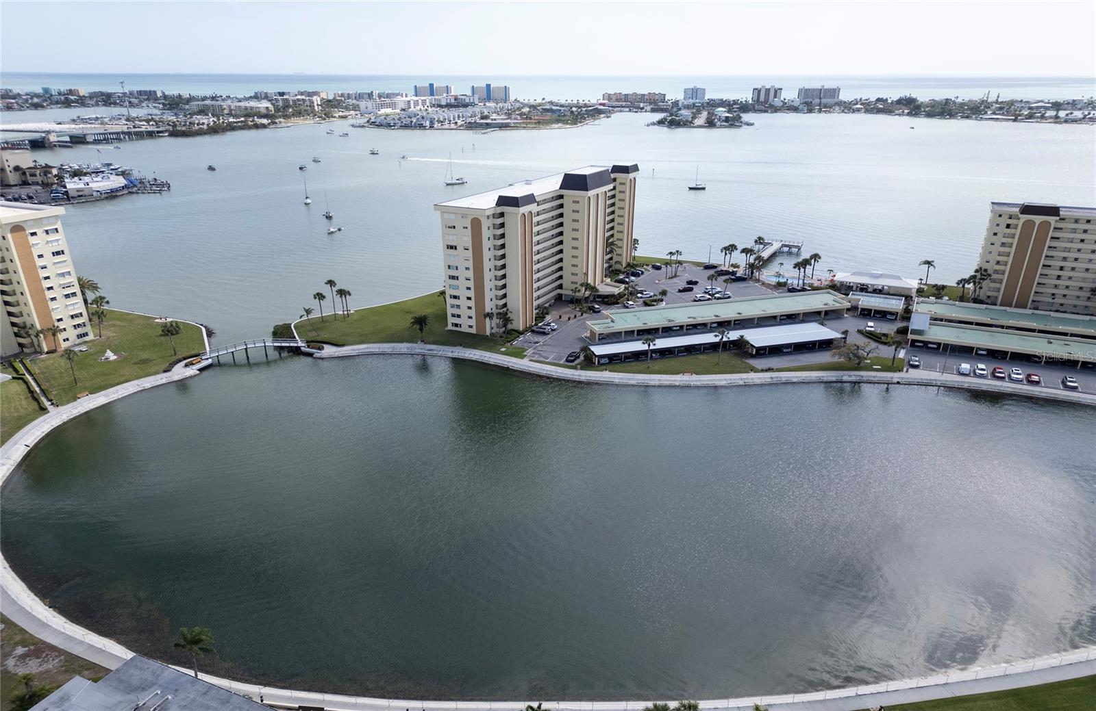 CONTINENTAL TOWERS CONDO - Residential